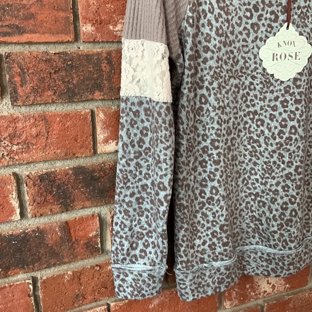 Knox Rose Light Brown Lace & Leopard Print Long Sleeve Top - Picture 4 of 6